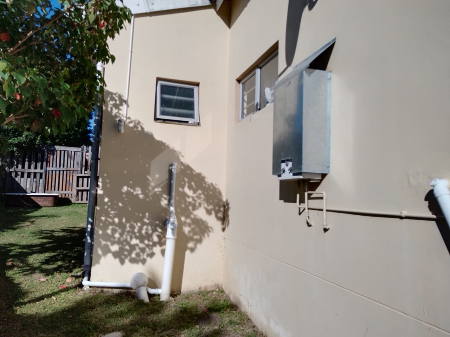 3 Bedroom Property for Sale in Sunnyridge Eastern Cape